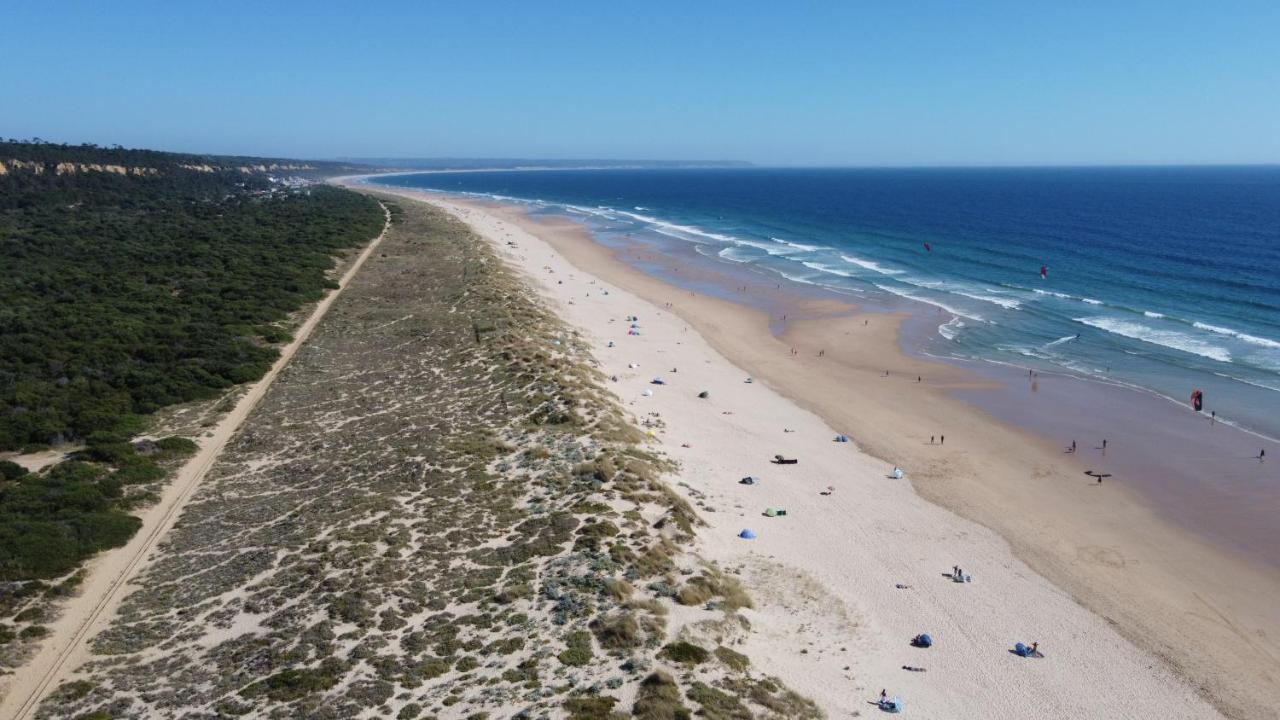 Manawa Camp Bed & Breakfast Costa de Caparica Luaran gambar