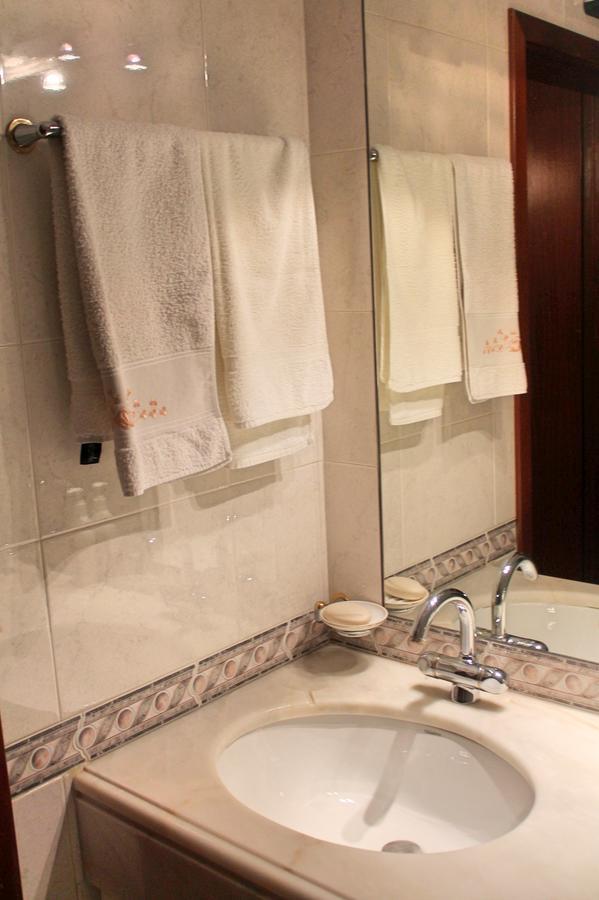 Manawa Camp Bed & Breakfast Costa de Caparica Luaran gambar